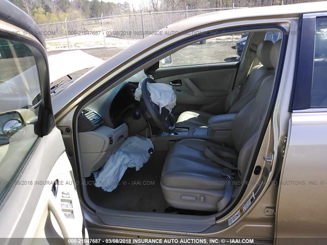 4T1BF3EK5AU028627 - 2010 TOYOTA CAMRY SE/LE/XLE GOLD photo 5