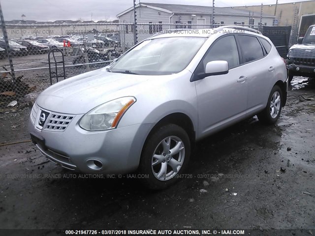 JN8AS58V28W141709 - 2008 NISSAN ROGUE S/SL SILVER photo 2