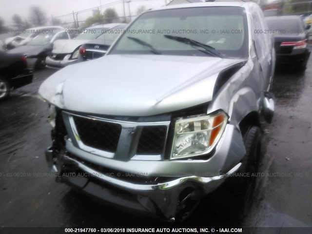 1N6AD06WX5C448558 - 2005 NISSAN FRONTIER KING CAB LE/SE/OFF ROAD SILVER photo 6