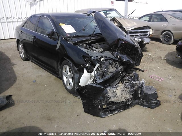 4T1BF1FK8EU351174 - 2014 TOYOTA CAMRY L/SE/LE/XLE 黑色 照片 1