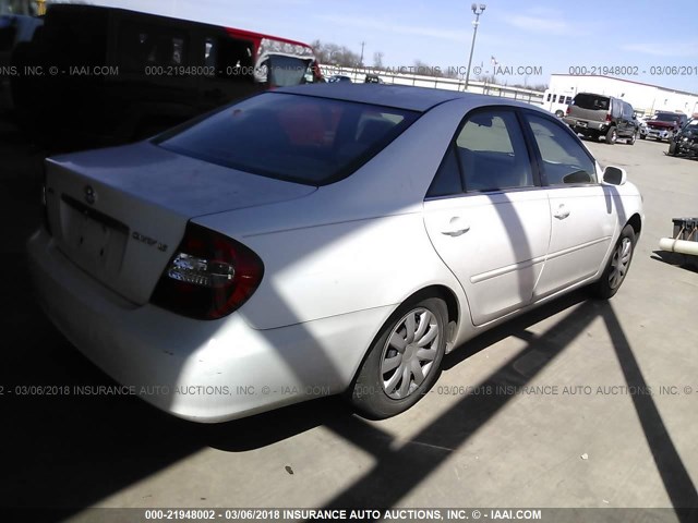 JTDBE32K420078360 - 2002 TOYOTA CAMRY LE/XLE/SE Ақ фото 4