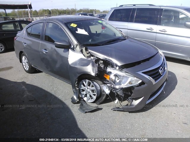 3N1CN7AP7HL804557 - 2017 NISSAN VERSA S/S PLUS/SV/SL GRAY photo 1