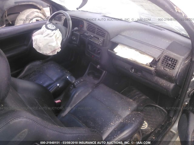 3VWDC21V72M802315 - 2002 VOLKSWAGEN CABRIO GLX SILVER photo 5