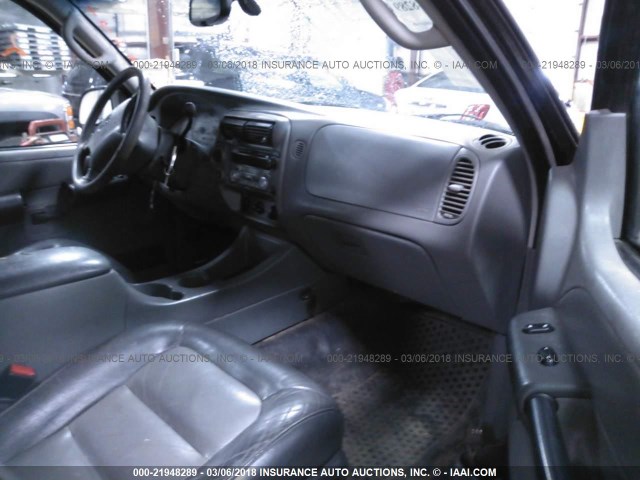 1FMZU77E63UB97822 - 2003 FORD EXPLORER SPORT TR  BLACK photo 5