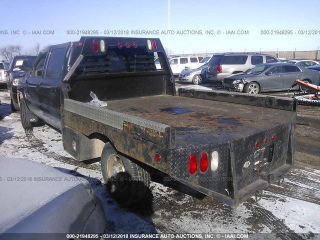 1GCHK23235F872912 - 2005 CHEVROLET SILVERADO K2500 HEAVY DUTY BLACK photo 3