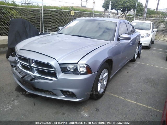 2C3CDXBG3EH268360 - 2014 DODGE CHARGER SE GRAY photo 2