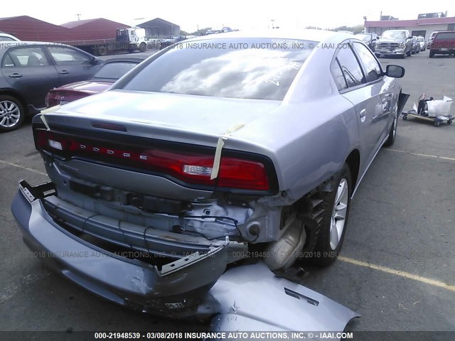 2C3CDXBG3EH268360 - 2014 DODGE CHARGER SE GRAY photo 4