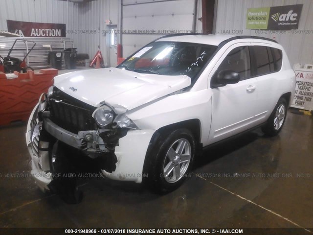 1J4NF4FB0AD512768 - 2010 JEEP COMPASS SPORT WHITE photo 2