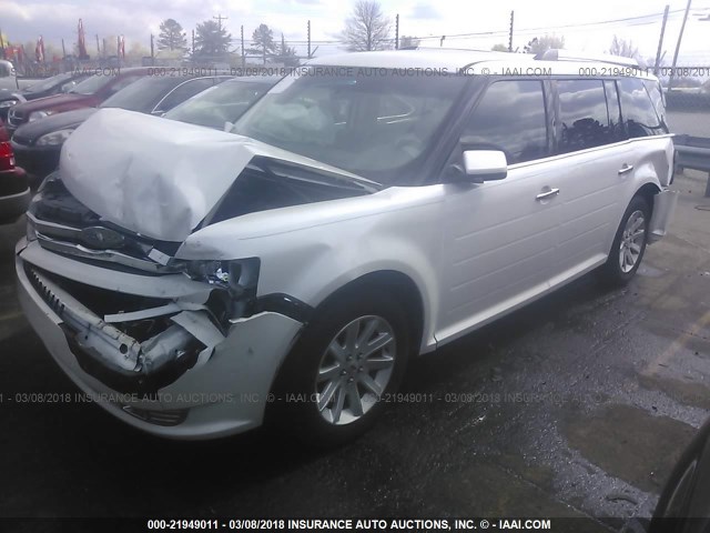 2FMGK5CC8CBD10505 - 2012 FORD FLEX SEL WHITE photo 2