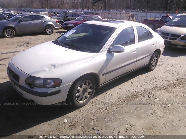 YV1RS61R422108060 - 2002 VOLVO S60 WHITE photo 2