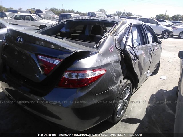 4T1BF1FK2GU187276 - 2016 TOYOTA CAMRY LE/XLE/SE/XSE 灰色 照片 4