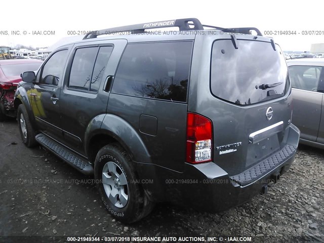 5N1AR18W16C628211 - 2006 NISSAN PATHFINDER LE/SE/XE GRAY photo 3