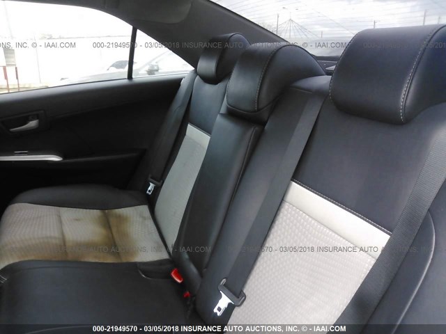 4T1BF1FKXEU425193 - 2014 TOYOTA CAMRY L/SE/LE/XLE ნაცრისფერი ფოტო 8