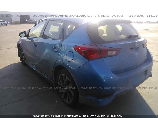 JTNKARJE9JJ559297 - 2018 TOYOTA COROLLA IM BLUE photo 3