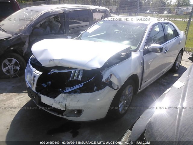 3LNDL2L36BR755582 - 2011 LINCOLN MKZ HYBRID WHITE photo 2