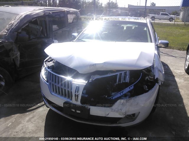 3LNDL2L36BR755582 - 2011 LINCOLN MKZ HYBRID WHITE photo 6