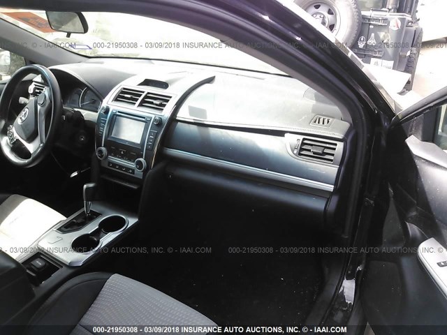 4T1BF1FK8DU257987 - 2013 TOYOTA CAMRY L/SE/LE/XLE 黑色 照片 5