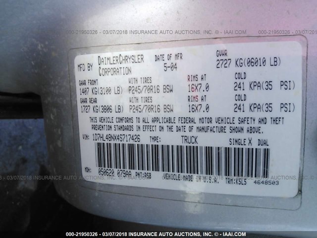 1D7HL48NX4S717426 - 2004 DODGE DAKOTA QUAD SLT SILVER photo 9