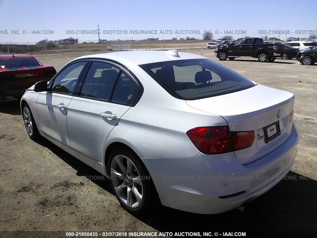 WBA3B1G52FNT64864 - 2015 BMW 320 I WHITE photo 3