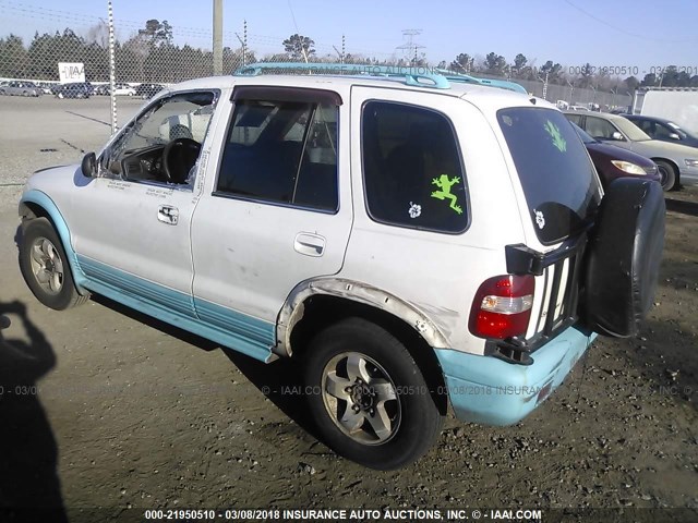 KNDJB723625110300 - 2002 KIA SPORTAGE WHITE photo 3