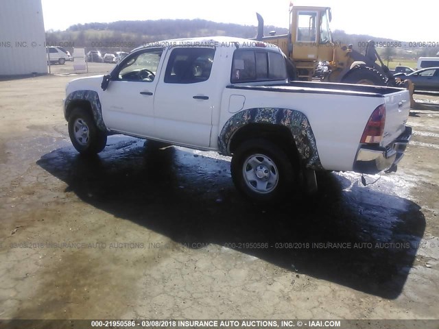 5TEJU62N66Z276695 - 2006 TOYOTA TACOMA DOUBLE CAB PRERUNNER WHITE photo 3