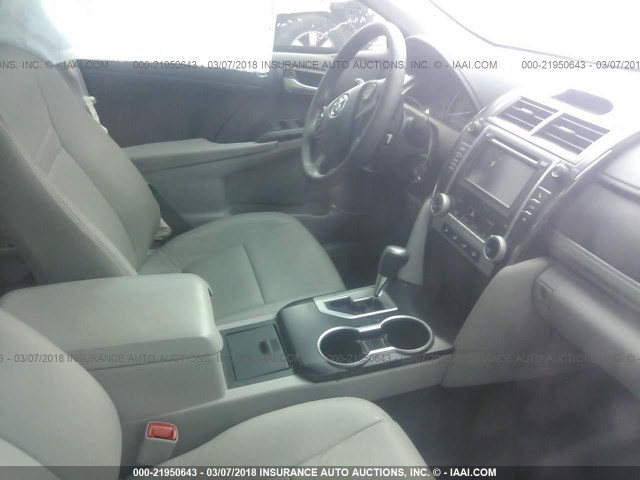 4T1BF1FK8DU237206 - 2013 TOYOTA CAMRY L/SE/LE/XLE GRAY photo 5