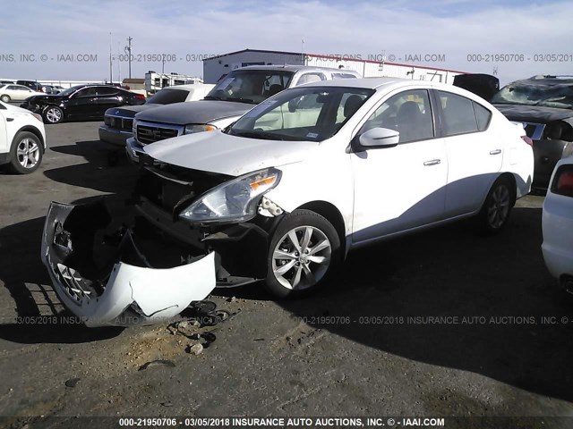 3N1CN7AP7HL822749 - 2017 NISSAN VERSA S/S PLUS/SV/SL WHITE photo 2