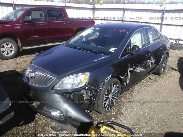 1G4PR5SK1H4103492 - 2017 BUICK VERANO SPORT TOURING GRAY photo 2