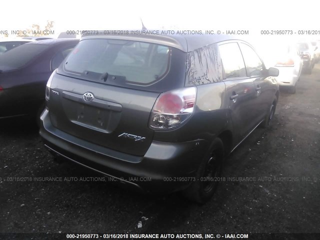 2T1KR32E17C686140 - 2007 TOYOTA COROLLA MATRIX XR GRAY photo 4