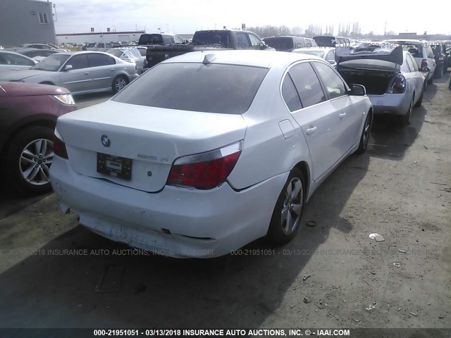 WBANF33526CS34819 - 2006 BMW 525 XI SILVER photo 4
