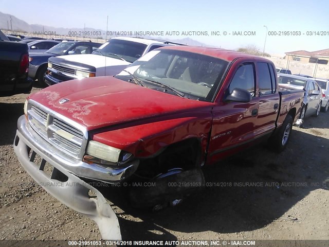 1B7GL2AZ7YS662740 - 2000 DODGE DAKOTA QUAD RED photo 2