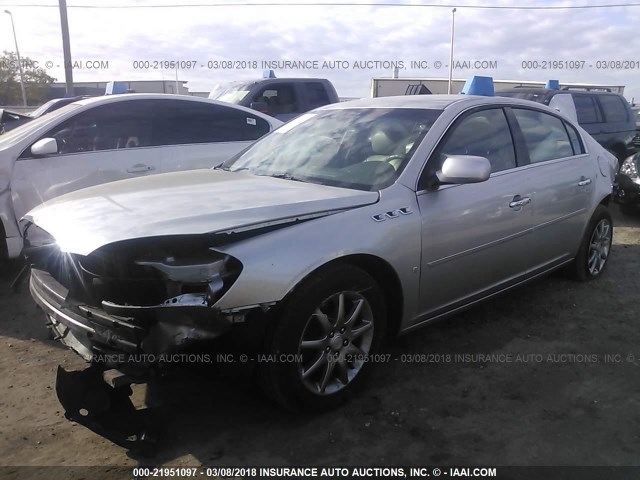 1G4HD57208U103611 - 2008 BUICK LUCERNE CXL SILVER photo 2