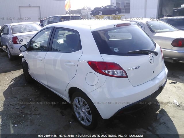 JM1DE1KY3D0164831 - 2013 MAZDA MAZDA2 WHITE photo 3