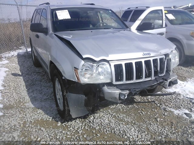 1J4GR48K25C643306 - 2005 JEEP GRAND CHEROKEE LAREDO/COLUMBIA/FREEDOM 银色 照片 1