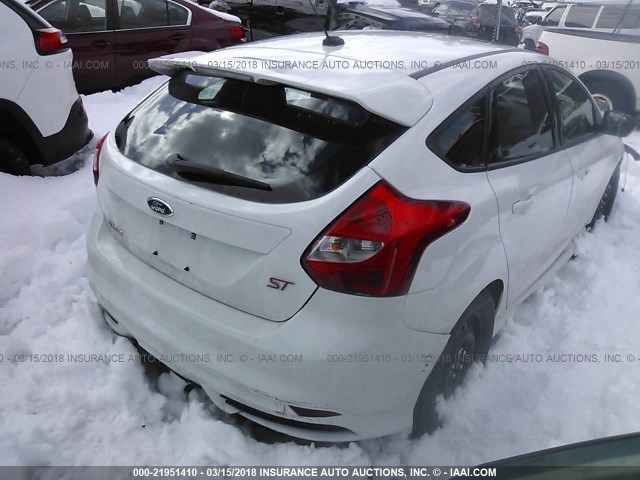 1FADP3L96EL120843 - 2014 FORD FOCUS ST WHITE photo 4