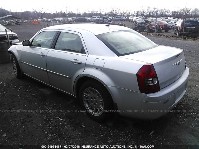 2C3LA53G48H269405 - 2008 CHRYSLER 300 TOURING SILVER photo 3