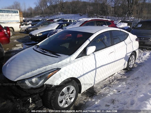 5NPDH4AEXGH675198 - 2016 HYUNDAI ELANTRA SE/SPORT/LIMITED WHITE photo 2