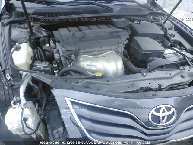 4T1BF3EK6BU647352 - 2011 TOYOTA CAMRY SE/LE/XLE GRAY photo 10