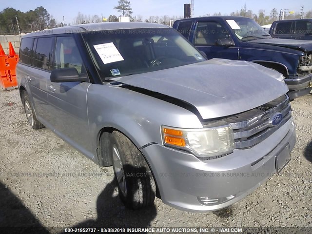 2FMGK5BC3BBD36574 - 2011 FORD FLEX SE SILVER photo 1