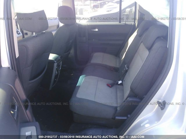 2FMGK5BC3BBD36574 - 2011 FORD FLEX SE SILVER photo 8