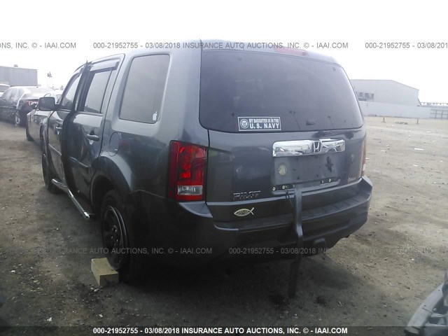 5FNYF3H27DB007673 - 2013 HONDA PILOT LX GRAY photo 3