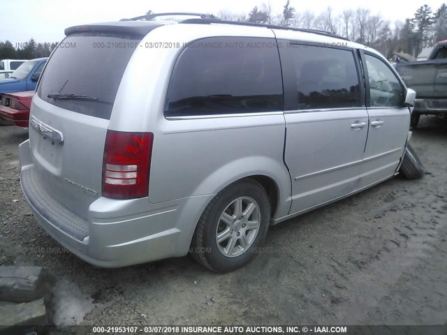 2A4RR5D10AR192681 - 2010 CHRYSLER TOWN & COUNTRY TOURING SILVER photo 4