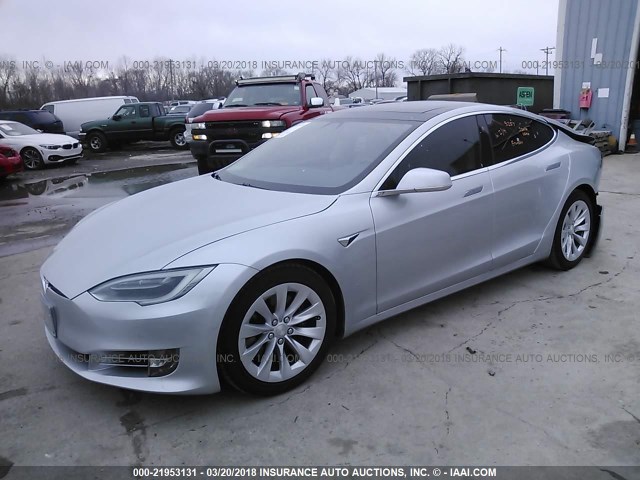 5YJSA1E2XGF167838 - 2016 TESLA MODEL S SILVER photo 2