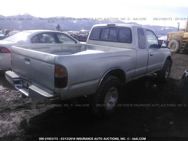 5TEWM72N4YZ694896 - 2000 TOYOTA TACOMA XTRACAB SILVER photo 4