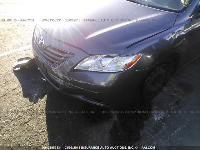 4T4BE46KX9R087231 - 2009 TOYOTA CAMRY SE/LE/XLE 灰色 照片 6