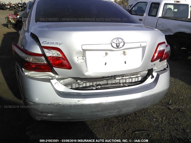 4T1BE46K88U213983 - 2008 TOYOTA CAMRY CE/LE/XLE/SE SILVER photo 6