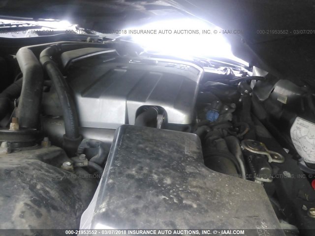 JH4KA96684C003995 - 2004 ACURA 3.5RL GRAY photo 10