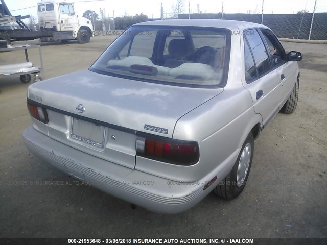 1N4EB31P5RC887867 - 1994 NISSAN SENTRA E/XE/GXE/LE SILVER photo 4