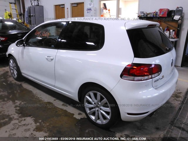 WVWAB7AJ5CW320947 - 2012 VOLKSWAGEN GOLF 白色 照片 3