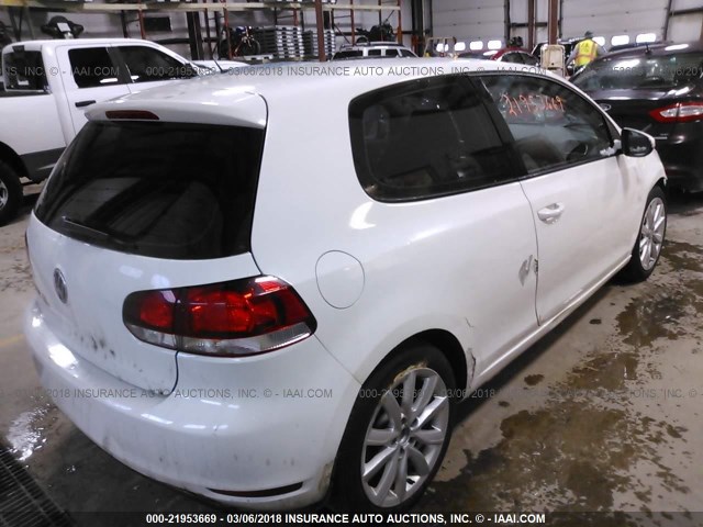 WVWAB7AJ5CW320947 - 2012 VOLKSWAGEN GOLF WHITE photo 4